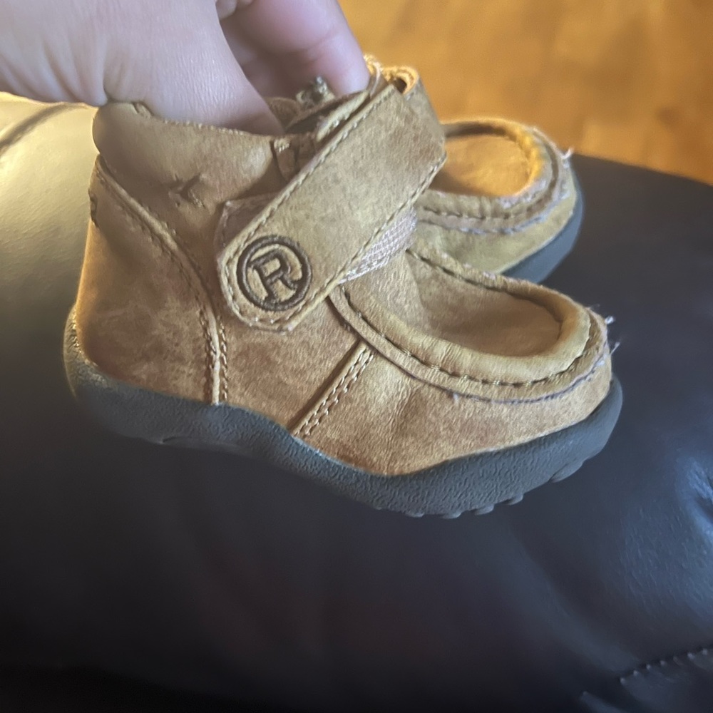 Toddler boys boots